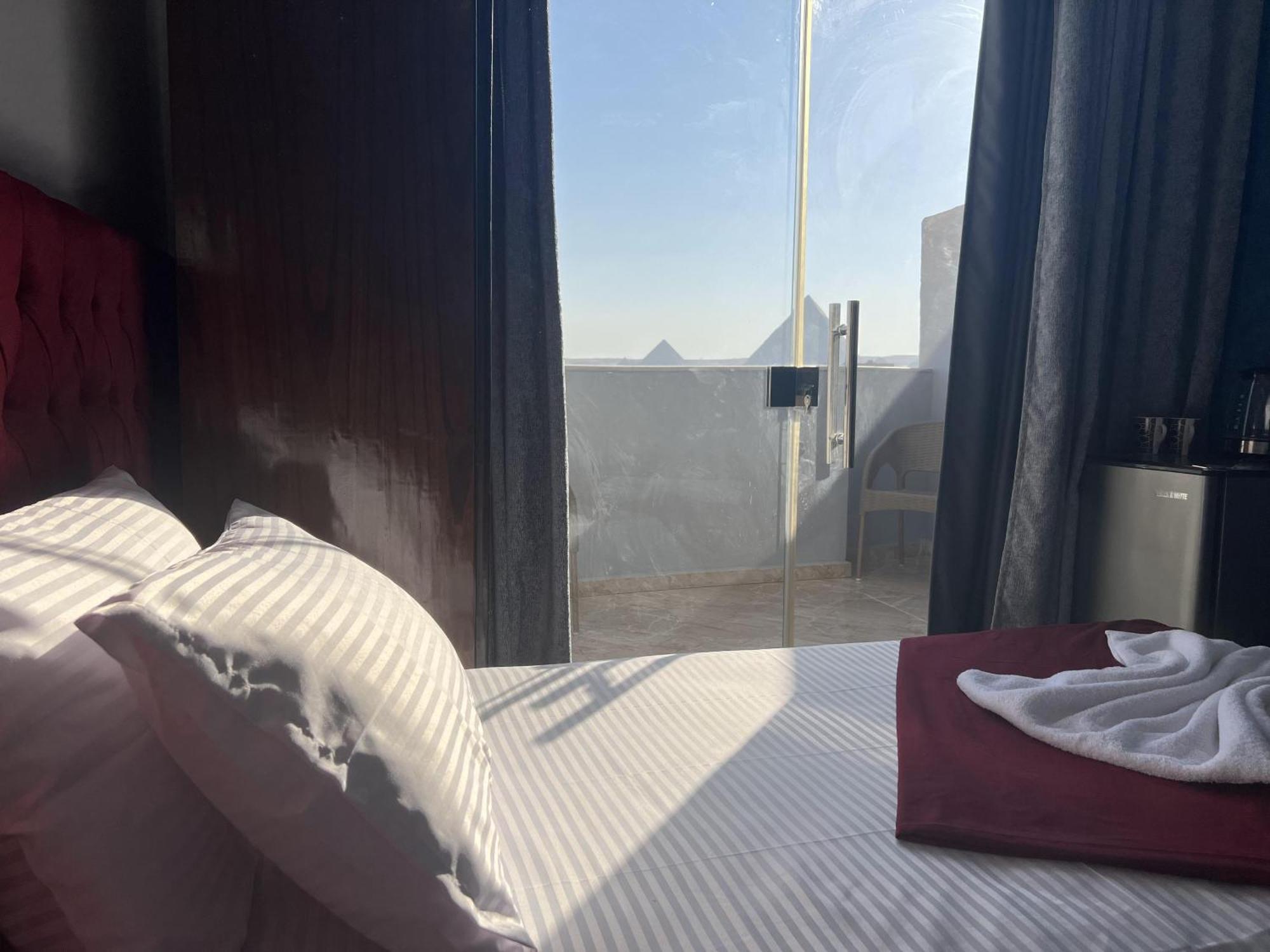 Orion Pyramids View 호텔 Kafret el-Gabal 외부 사진